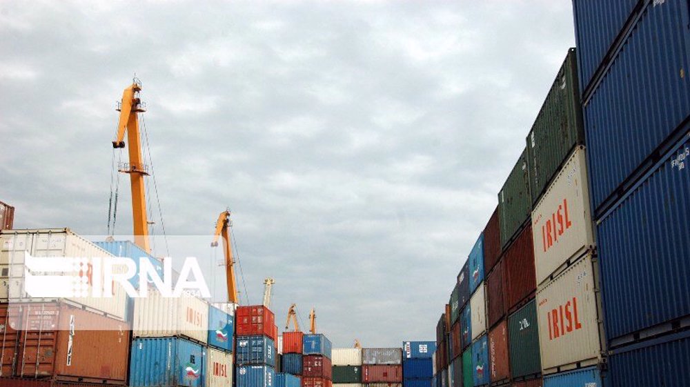 Iran posts $2.8bn trade surplus with ECO in March-October