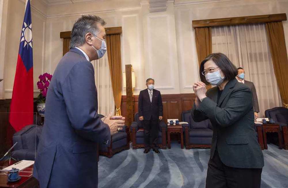 US delegation meets top Chinese Taipei officials in surprise visit