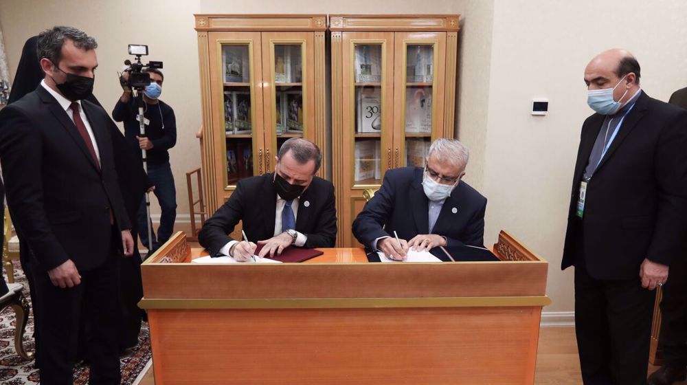 Iran, Turkmenistan, Azerbaijan sign gas swap deal