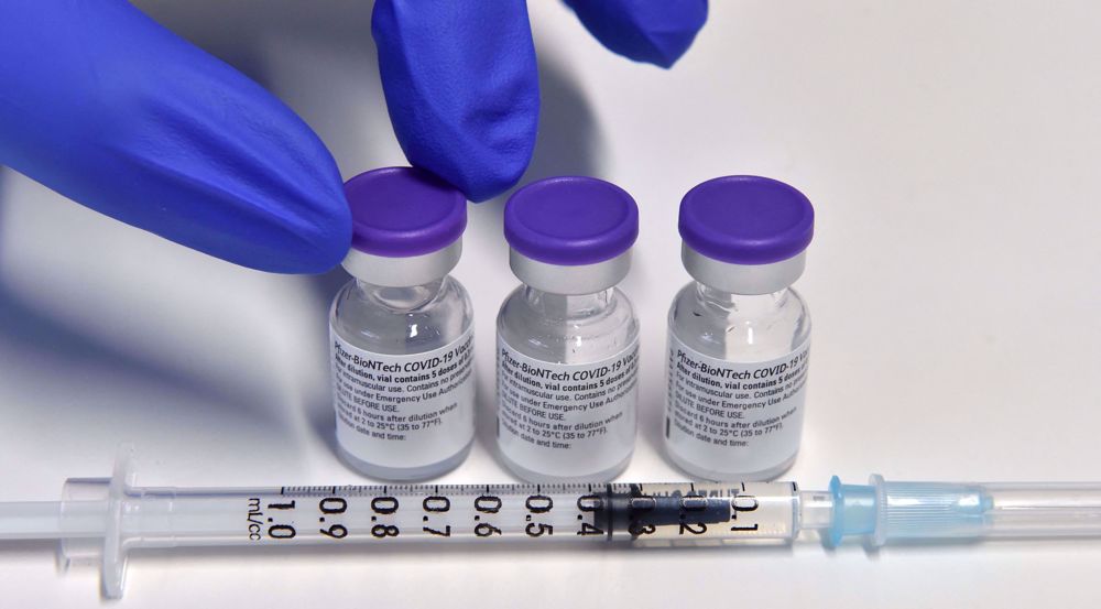 Swedish doctors call for halting Pfizer rollout over fraud
