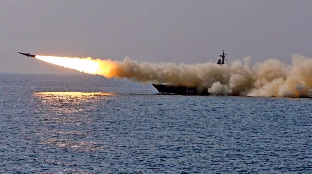 Putin hails successful salvo launch-test of hypersonic missiles