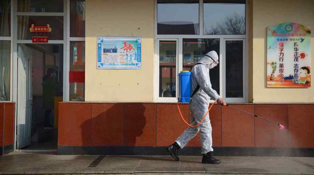 China sees new spike in COVID-19 cases with Xian as hotspot