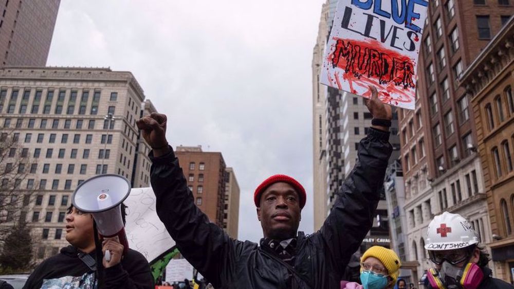 Ohio sheriff's deputy charged with murder for shooting Black man in the back