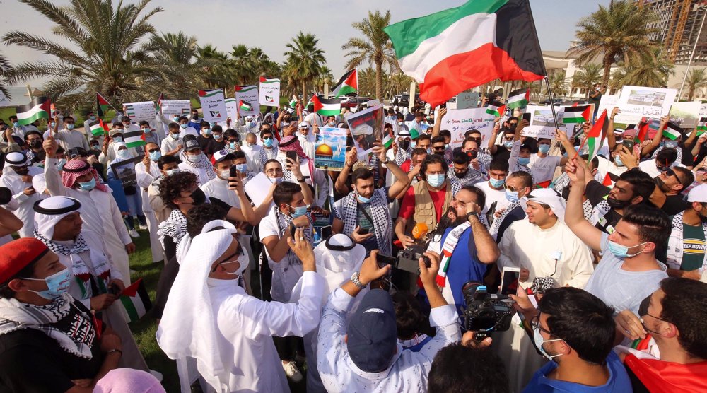 Kuwait bans entry of commercial ships carrying goods to, from Israel