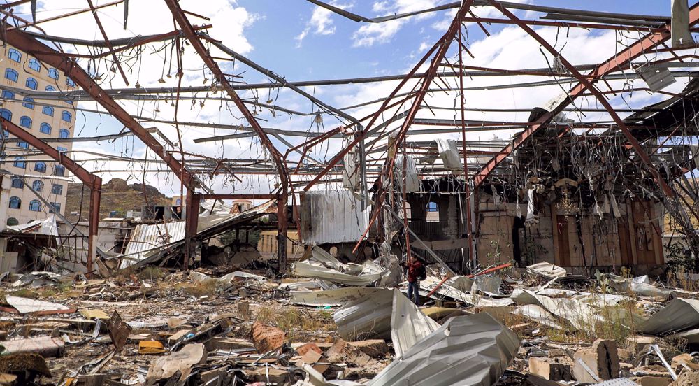 Saudi Arabia intensifies Yemen onslaught, bombs capital in fresh raids