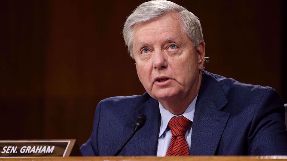 Sen. Graham urges Republicans to let US default on debt