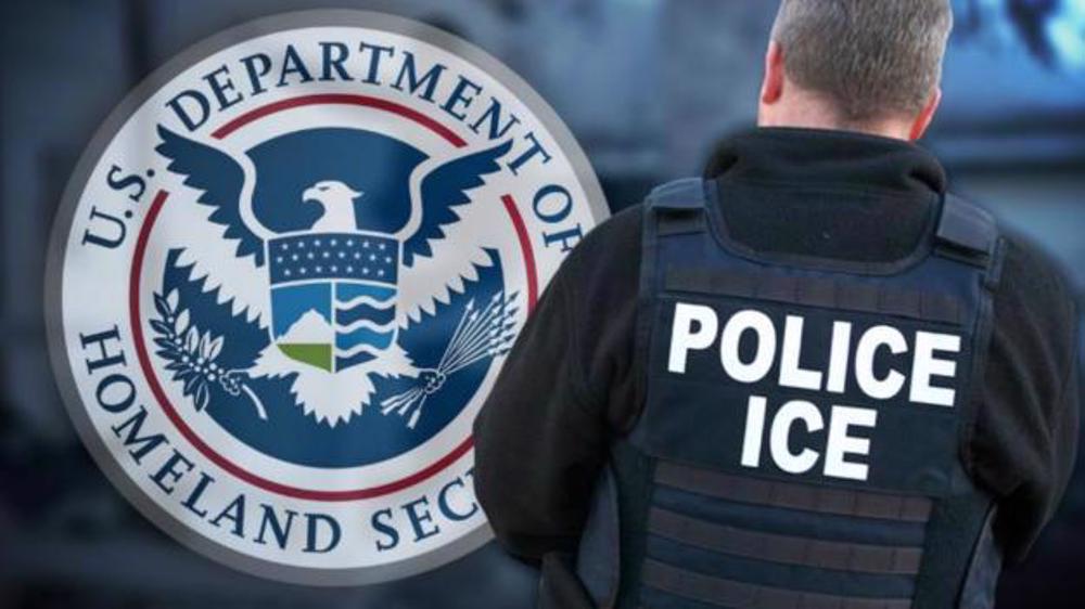 Authorities investigate report of 80 migrants trapped in truck in Texas