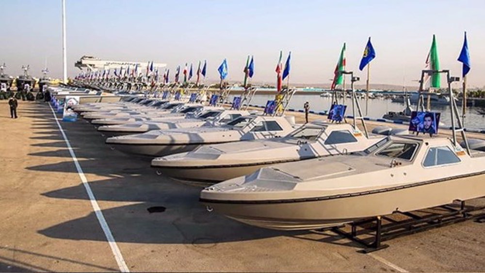 340 combat speedboats join IRGC Navy on Islamic Revolution anniv.