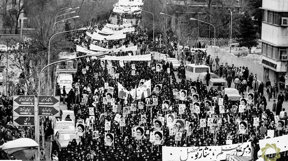 Islamic Revolution turned Iran into democracy: American professor