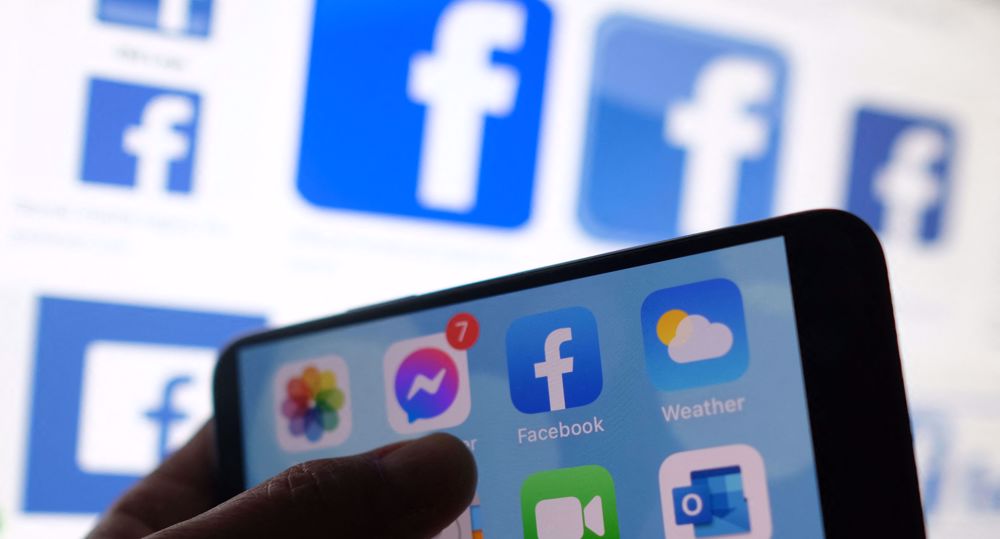 Facebook asks court to dismiss US government, states antitrust cases