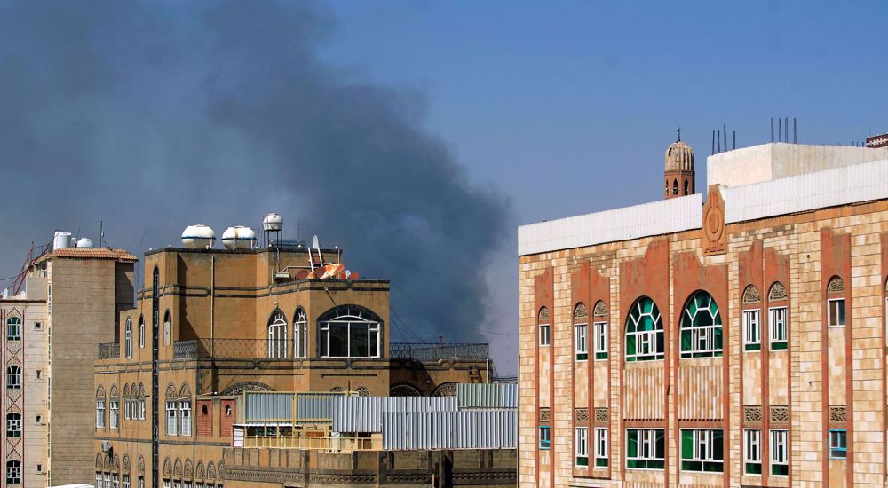 Saudi jets intensify airstrikes on Yemen, destroy grain silos