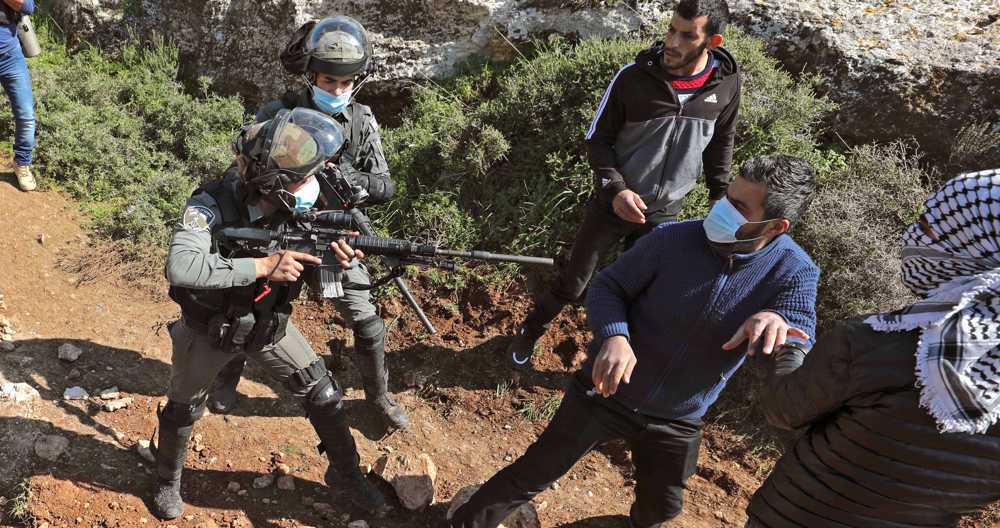 Israeli forces shoot Palestinian over alleged attack
