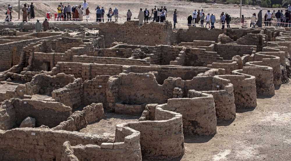 Egypt unveils 3,000-year-old 'lost' city near Luxor