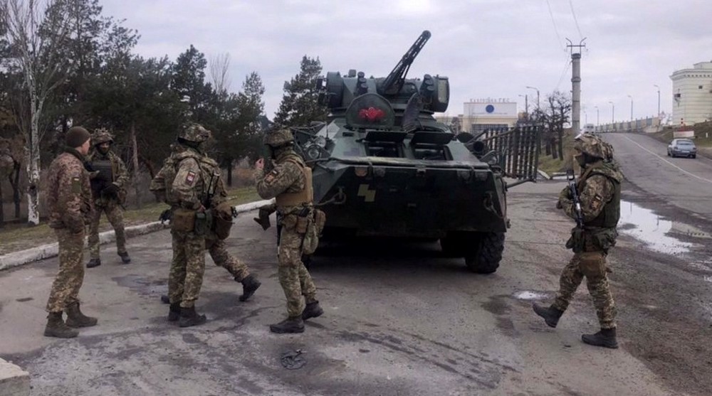 Russia stresses solution to Ukraine crisis should be peaceful