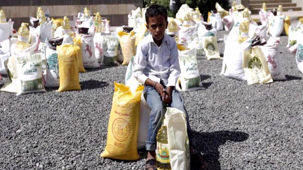 Yemenis welcome Ramadan amid war, ongoing siege 