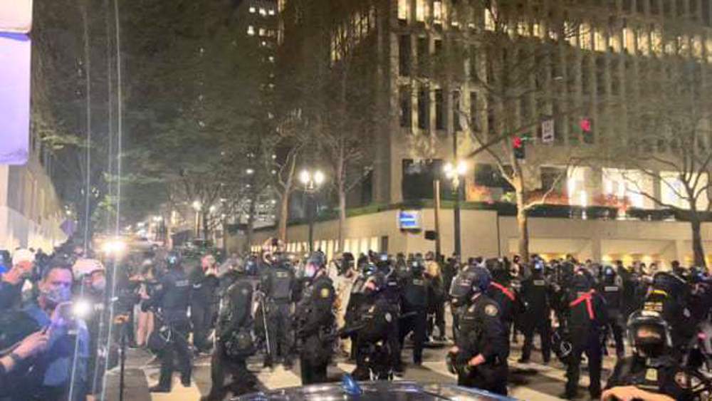 Protests erupt across US over persisting police killings of minorities