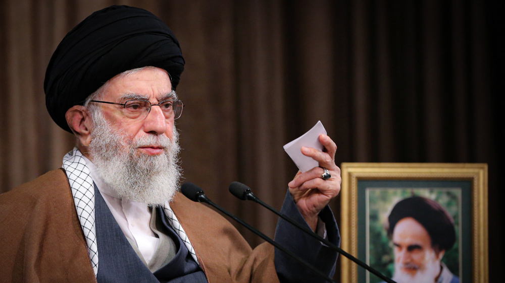 Leader: Verification of US sanctions removal means Iran should be able to sell its oil