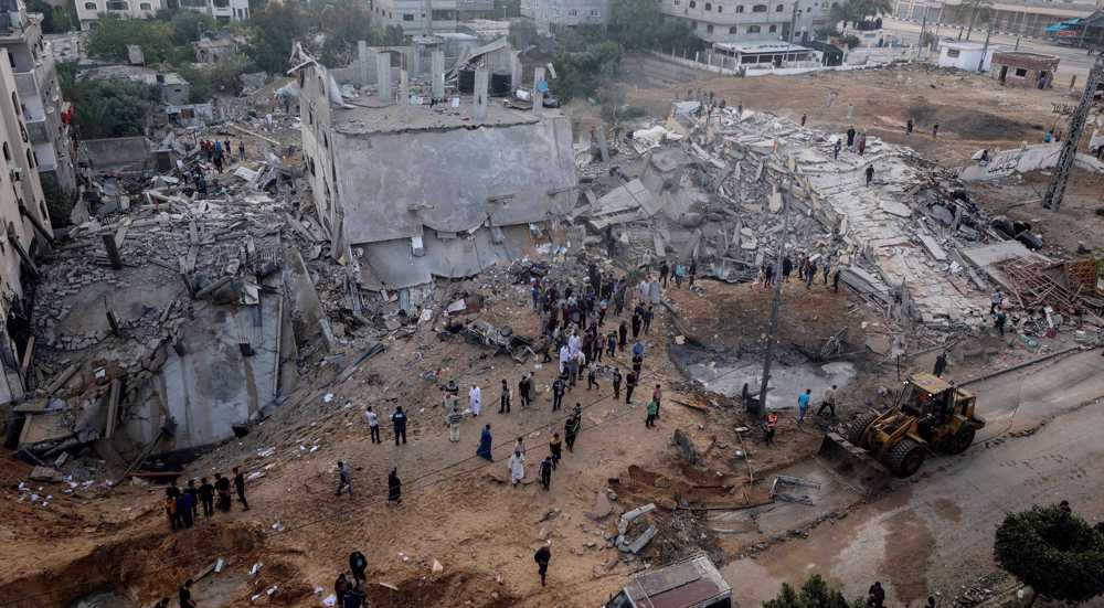 Israel steps up Gaza assault, resistance hits back with 1,500 rockets