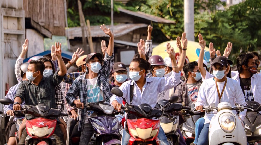 People in Myanmar border town flee to hills as military steps up attacks