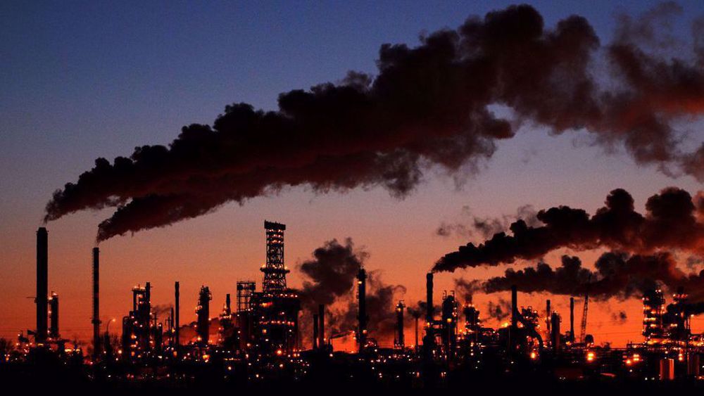 In energy-reliant Canada, banks and investors face dilemma in meeting emissions target
