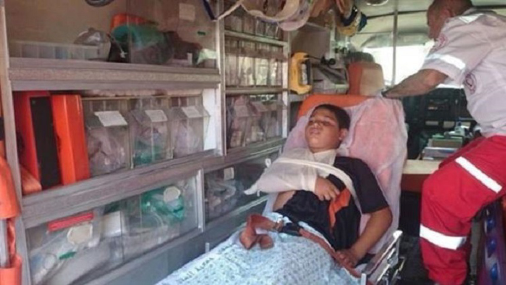 Israeli forces run over Palestinian child for carrying Palestine flag