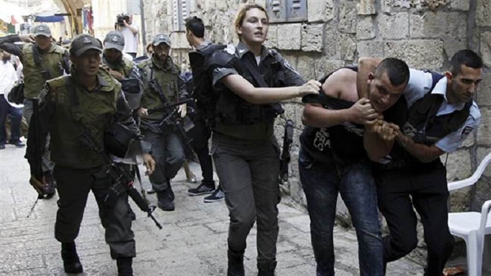 Israeli forces wound 22 Palestinians in overnight raid in Jerusalem al-Quds