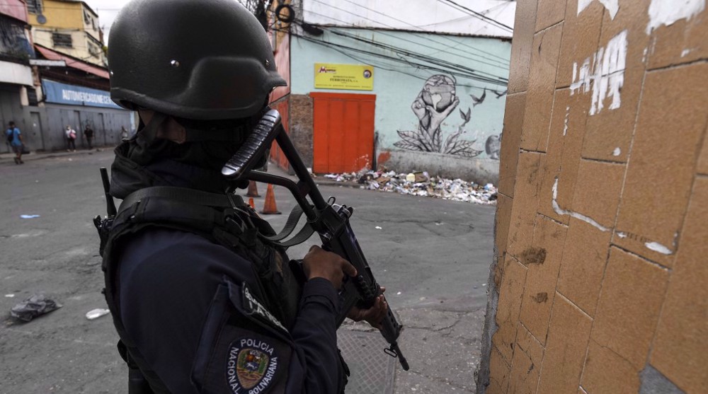 Venezuela rescues 8 soldiers kidnapped by armed groups on Colombia border