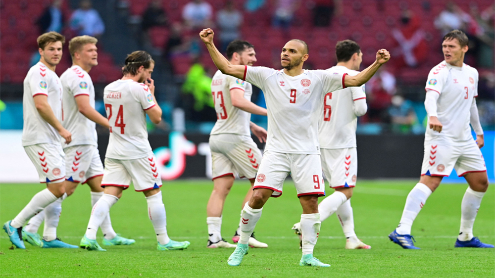 TOPSHOTS-TOPSHOT-FBL-EURO-2020-2021-MATCH38-WAL-DEN