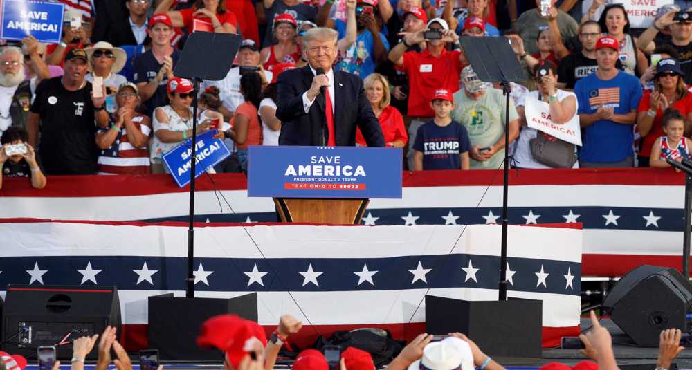 US prosecutors give Trump Monday deadline