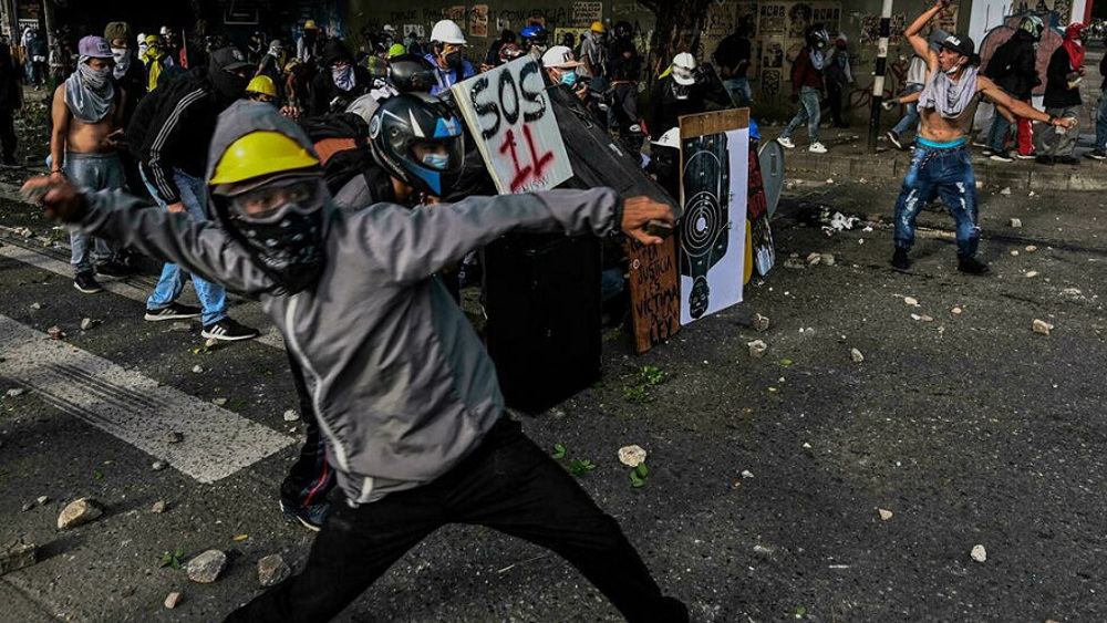 Colombia police detain dozens in renewed protests