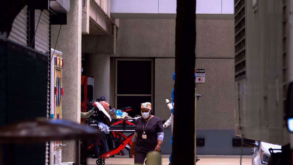US records more than 1,000 Covid-19 deaths in single day