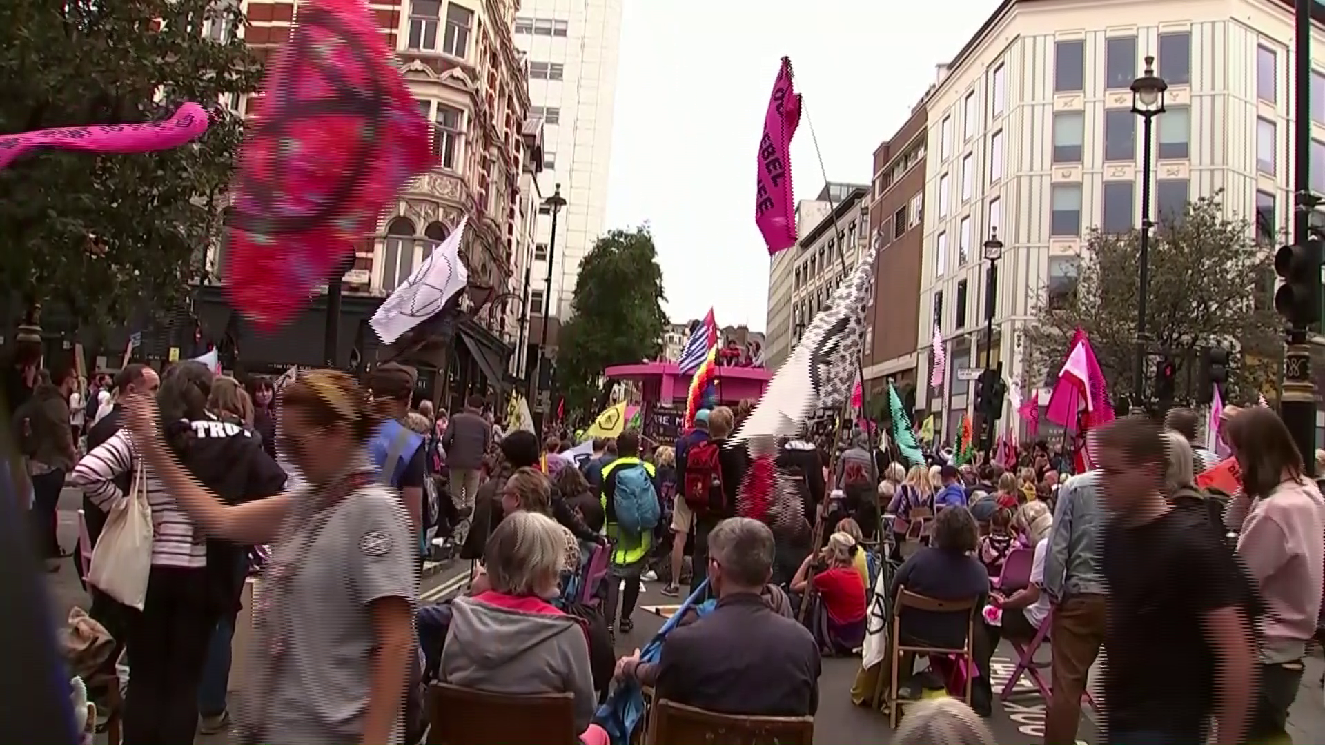 Climate activists block streets in central London