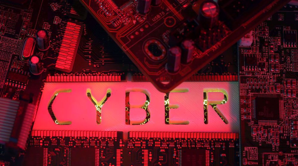 Expert: US is cybersecurity threat to China