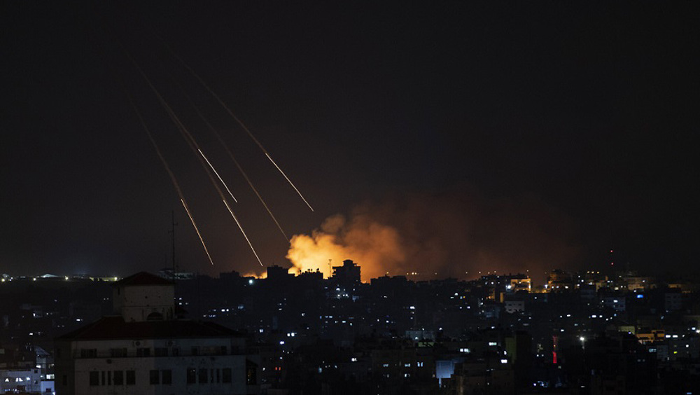 Israeli warplanes hit sites in Gaza Strip in overnight aggression: Reports