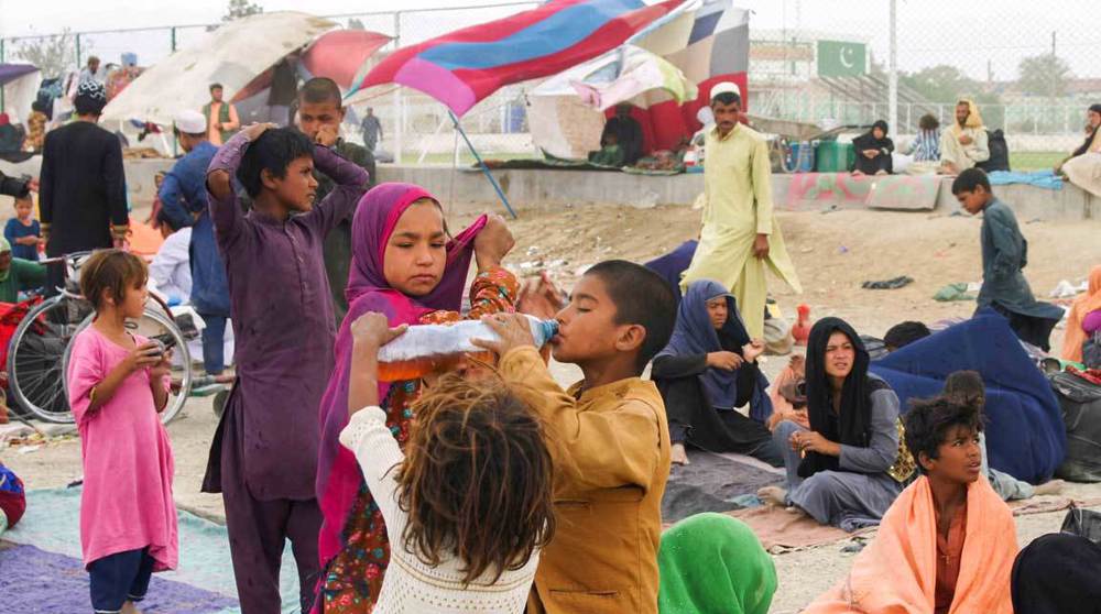 Donors pledge $1bn in aid for Afghanistan amid warning of crisis