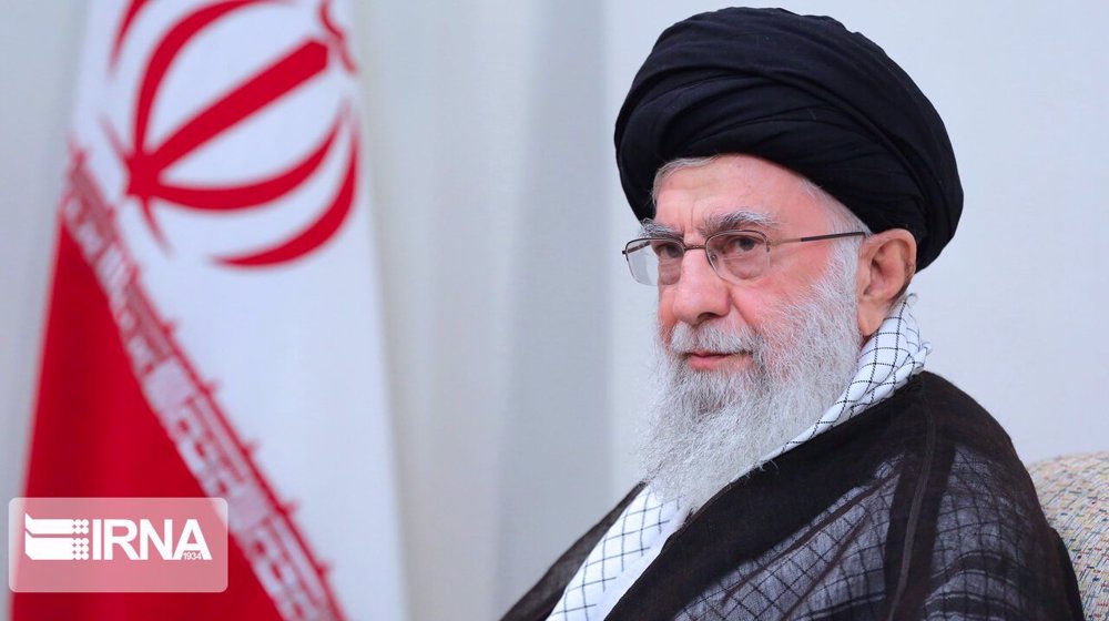 Leader-Khamenei-Iran volleyball team