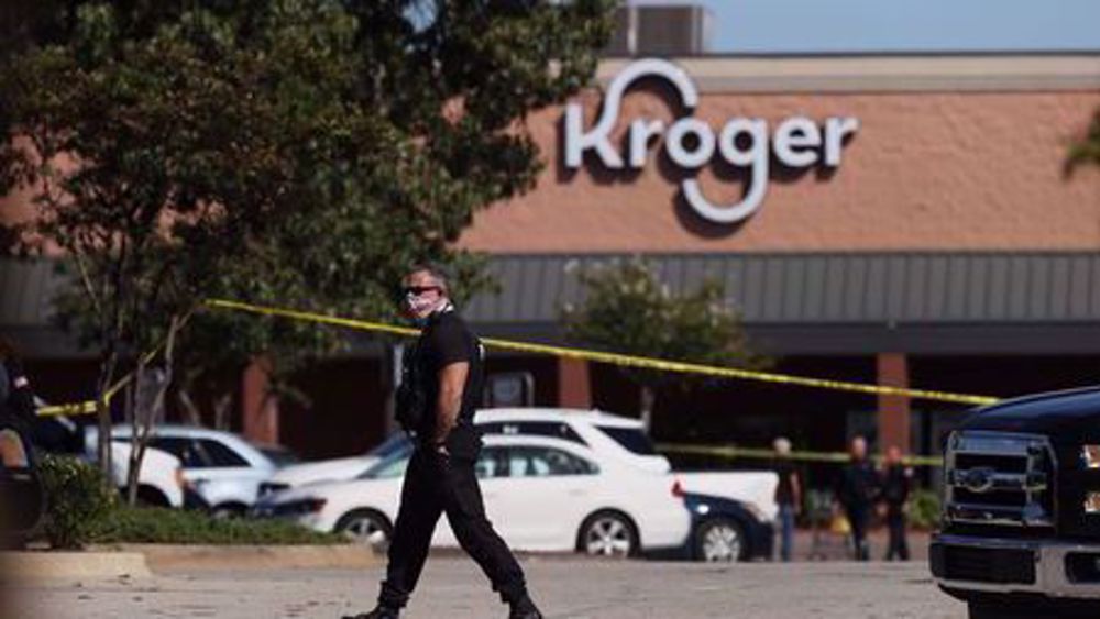 Gunman kills one and then himself at Tennessee supermarket, 12 wounded
