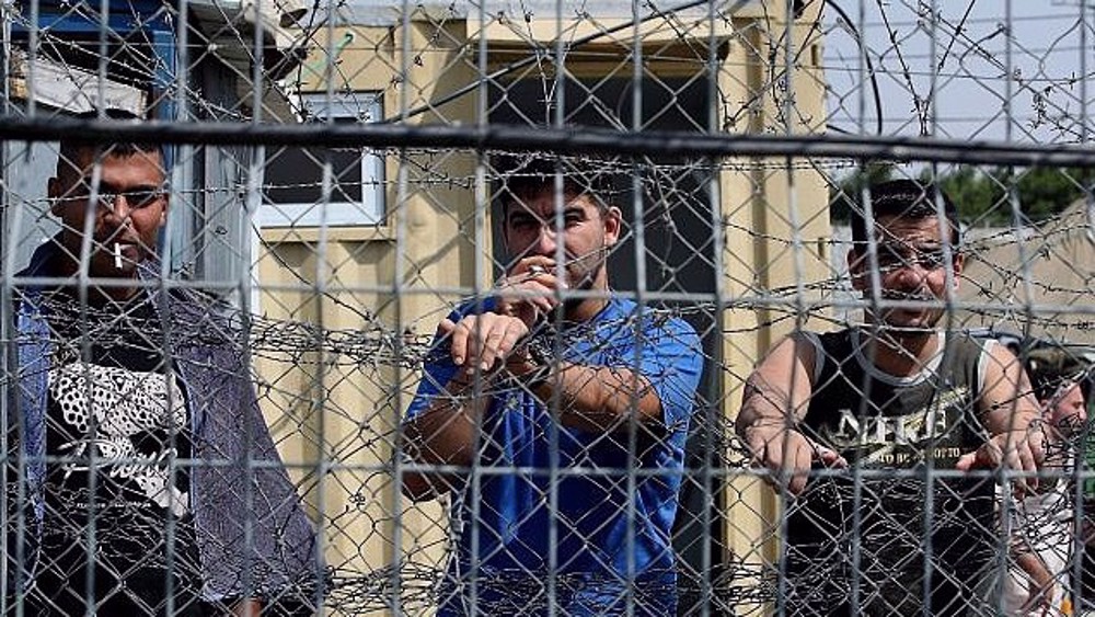 Palestinian prisoners in Israeli jails go on hunger strike, boycott courts