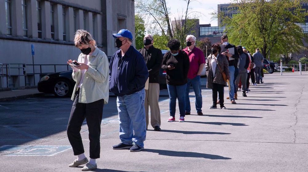 US jobless claims rise for third straight week