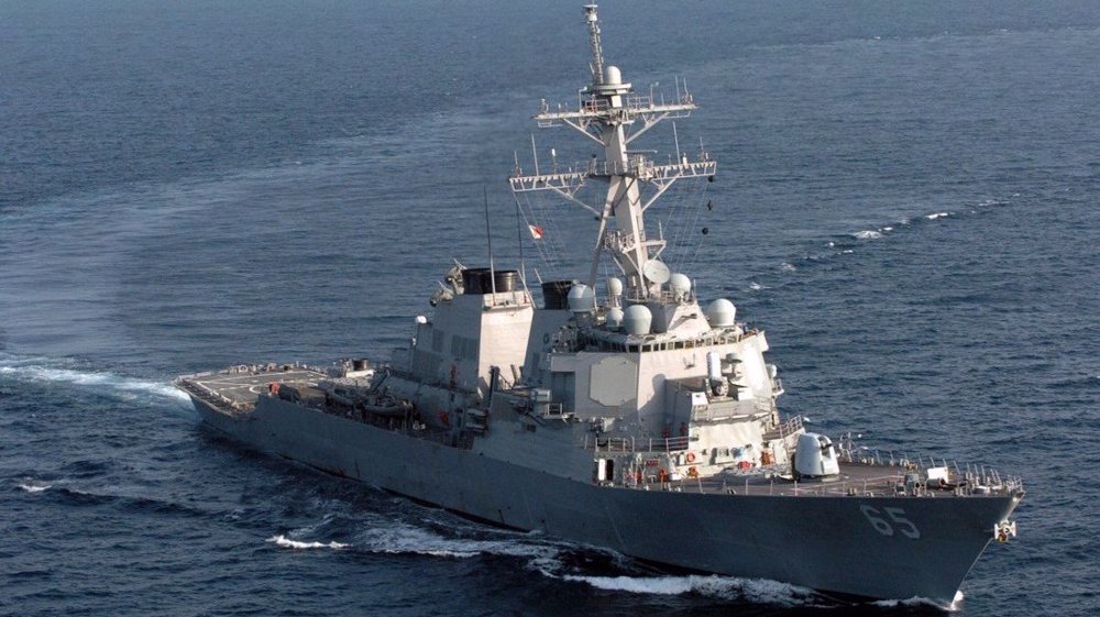 China warns off US warship sailing close to Spratly islands 