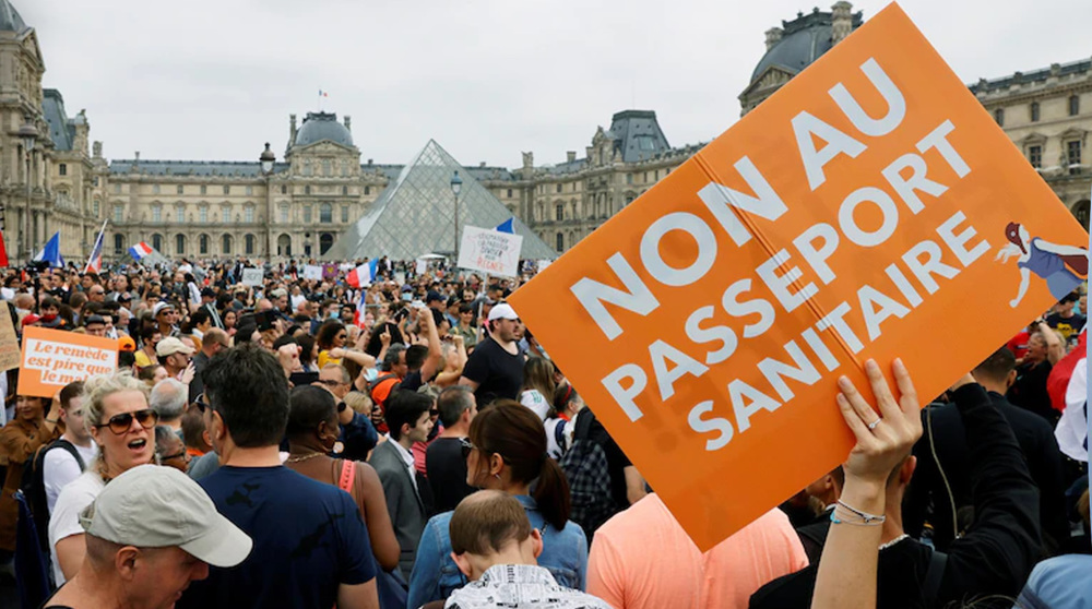 New vaccine pass causes political chaos in France