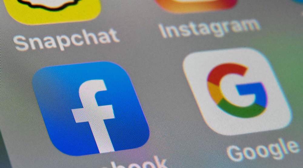 US lawmakers advance Big Tech competition bill