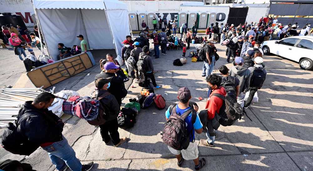 Nearly 2 million migrants detained at US southern border in 2021