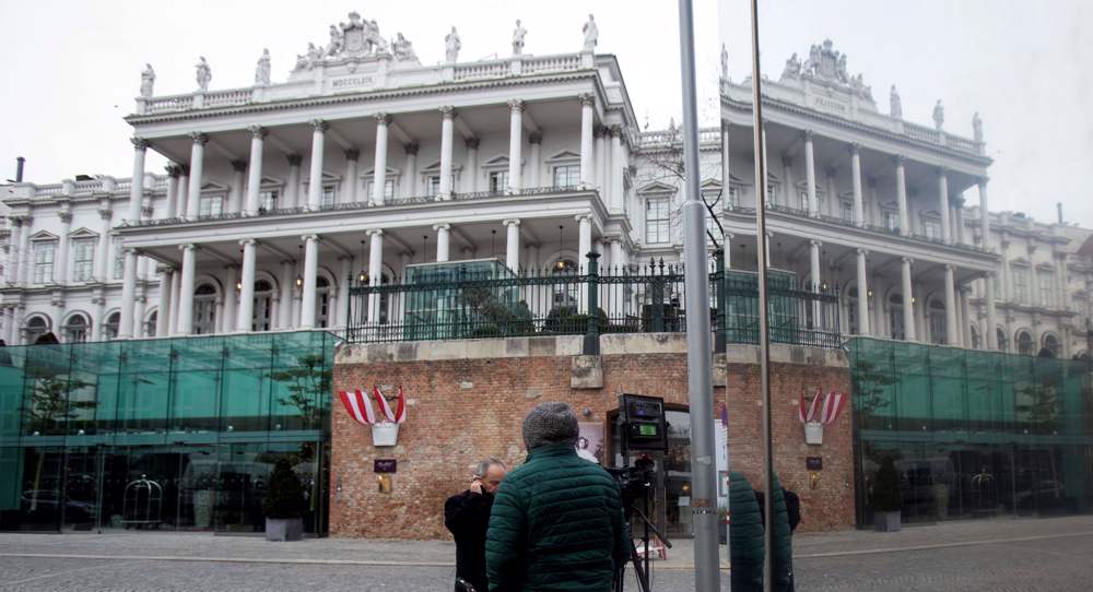  WSJ: Differences divide US team in Vienna, pro-sanction officials leave