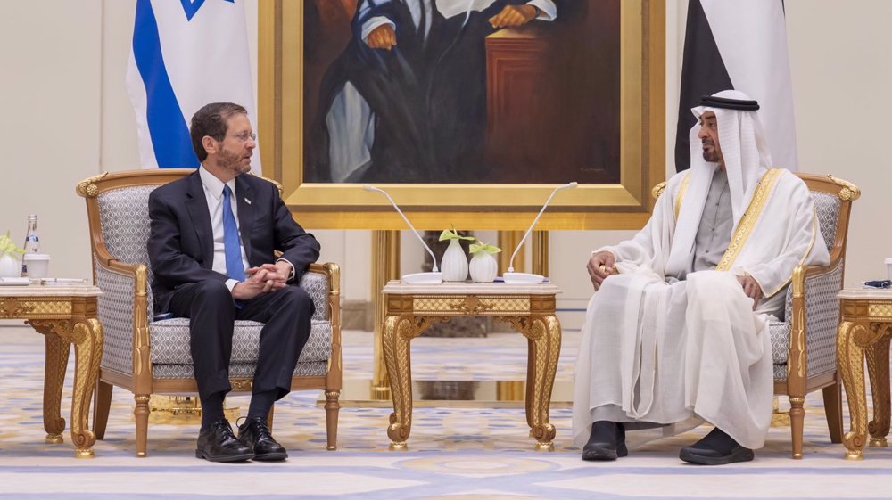 Hamas slams Israeli president’s UAE visit, as regime's crimes continue
