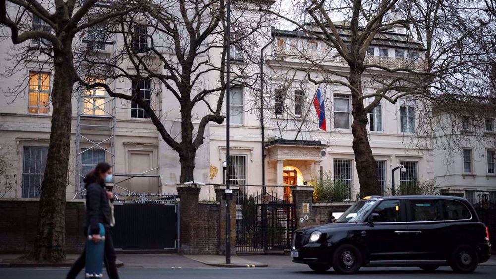 UK mulls sanctions on Russia-linked companies, people over Ukraine
