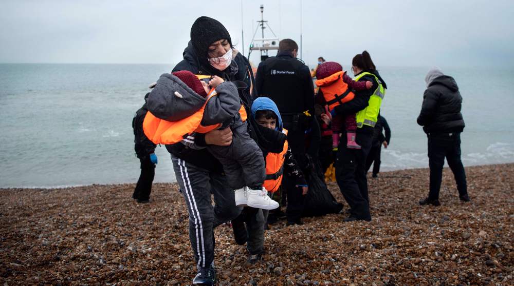 Record number of migrants crossed English Channel in 2021: Report