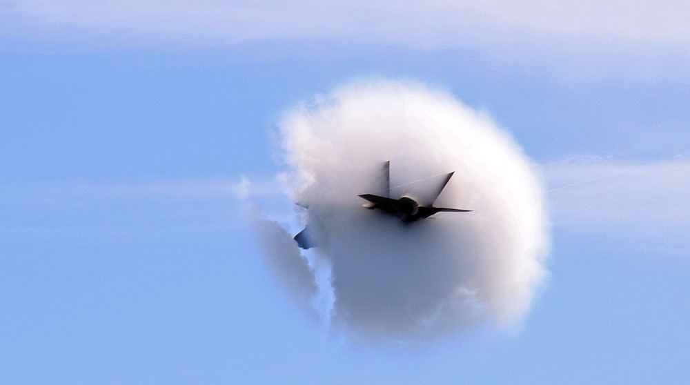 Kim fait griller son 1er F-35 !