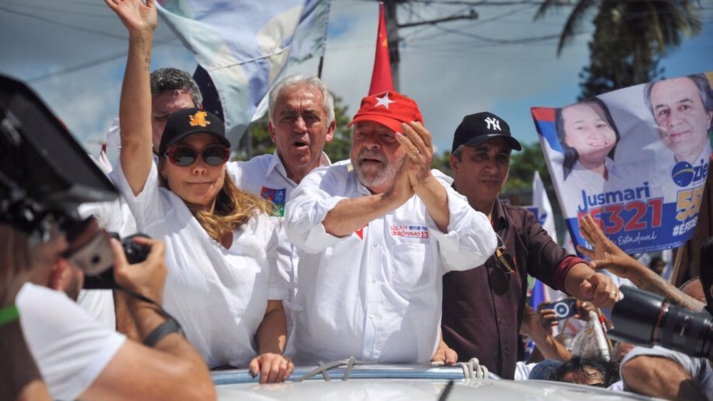 Bolsonaro and Lula hold final rallies before Brazil elections