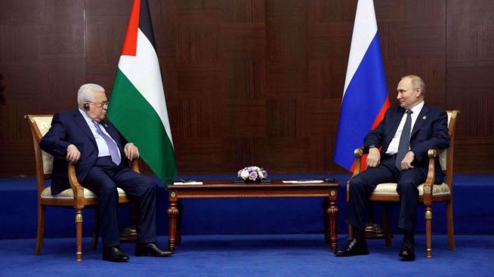 Abbas says mistrusts US, but happy with Russia's position on Palestine